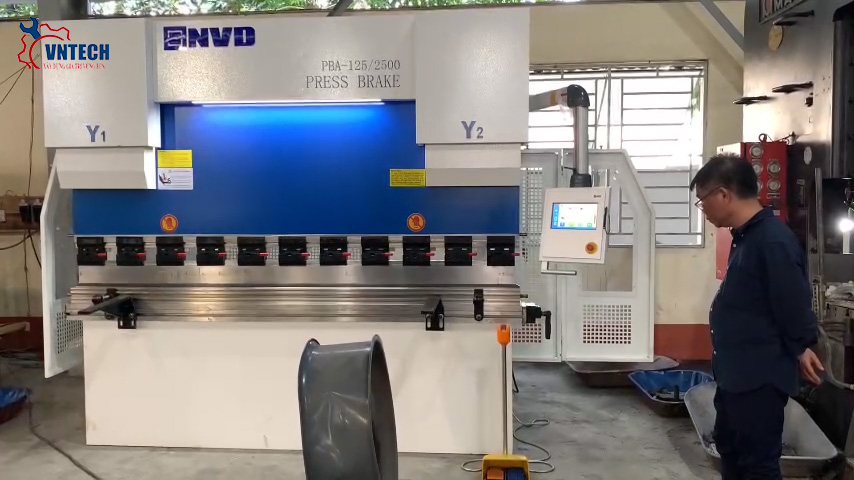 máy chấn NVD