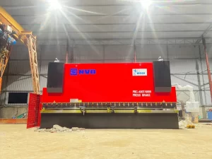 Máy chấn tôn thủy lực 400 tấn - PBH 400T/6200