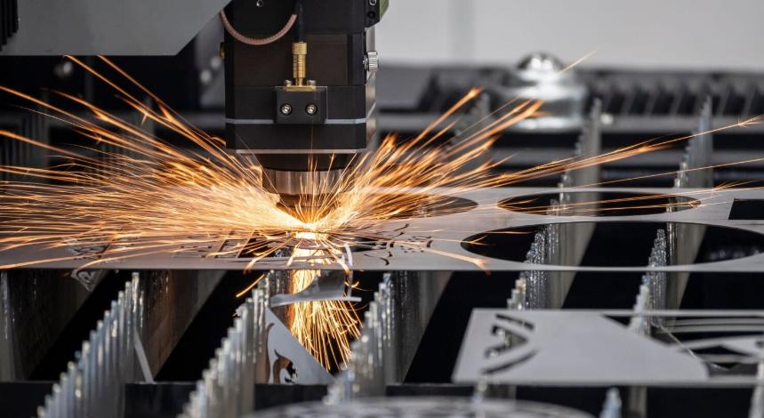 Những lưu ý khi cắt laser thép tấm để đảm bảo chất lượng