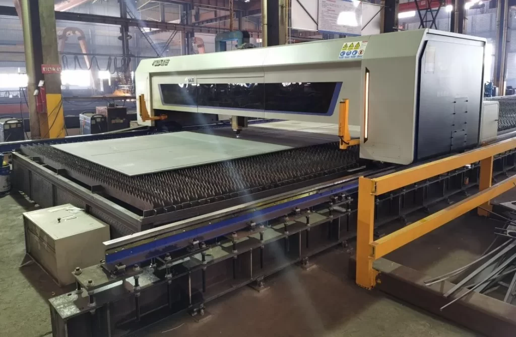 Máy cắt laser khổ lớn ILM – 26032H