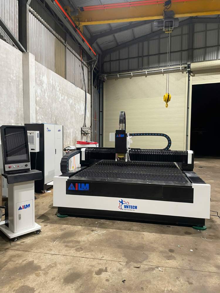 Bàn Giao Máy Cắt Laser Fiber Tại Gia Lai (Model 6020 – 12kW)