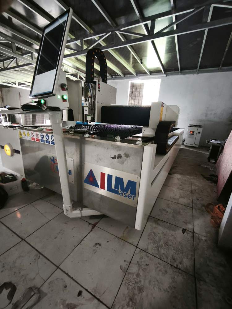 Bàn giao máy cắt laser tại La Phù, Hoài Đức