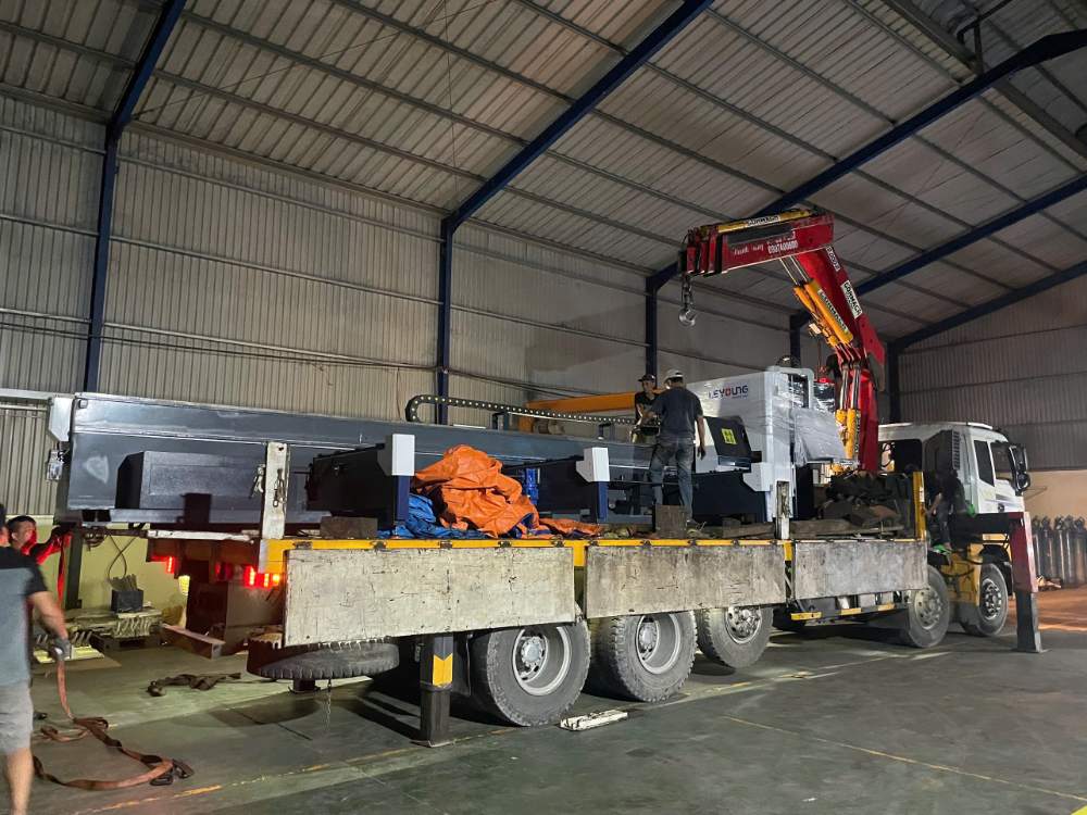 Bàn giao máy cắt laser tại Đồng Nai - Model 3KW