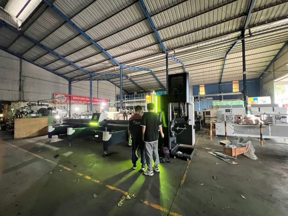 Bàn giao máy cắt laser tại Đồng Nai - Model 3KW