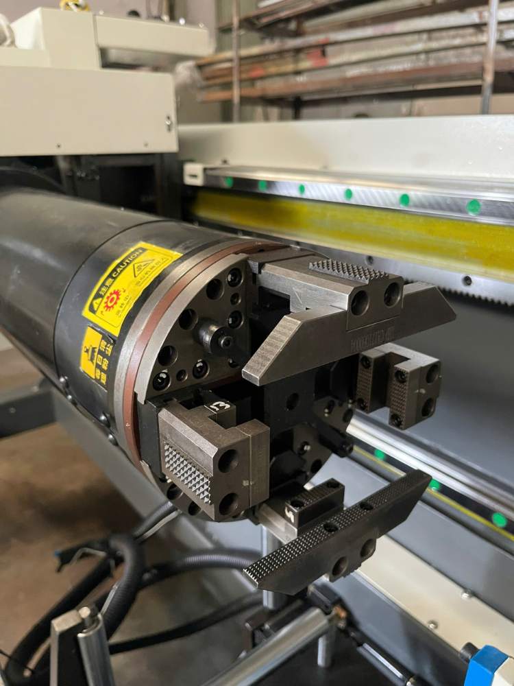 Máy Cắt Ống ở Kiên Giang - Model Cấp Phôi Tự Động 3000W