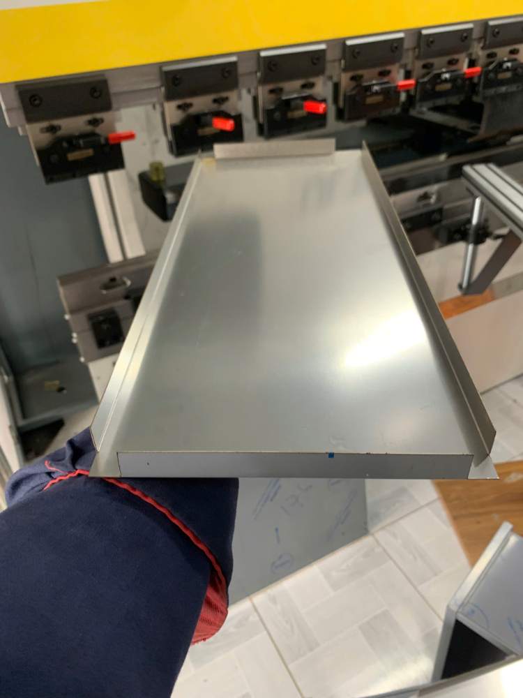 Bàn giao máy chấn tại Đồng Nai - Deratech UBB 70T/2500