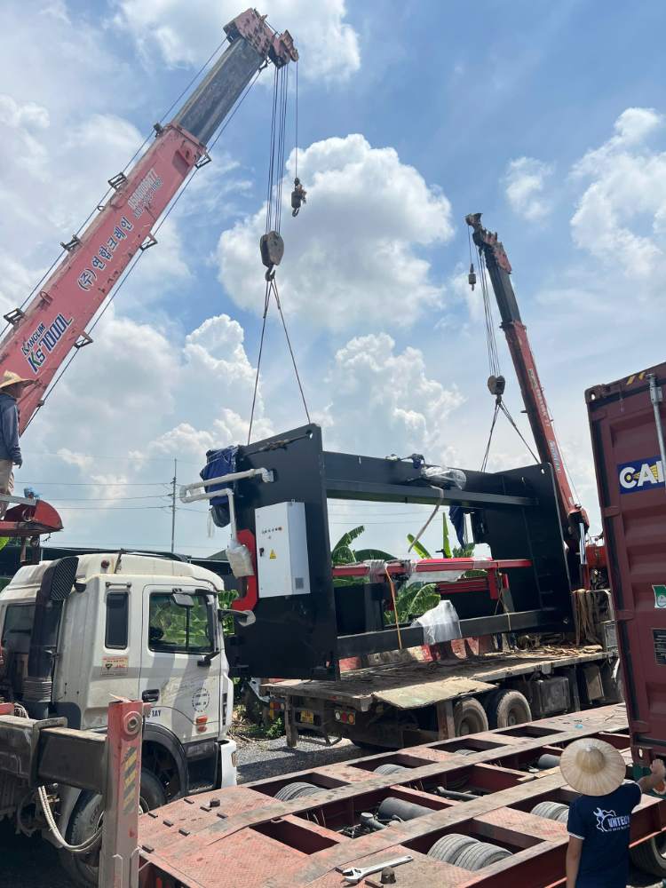 Bàn Giao Máy Chấn CNC 500T/8000 tại Phú Xuyên, Hà Nội