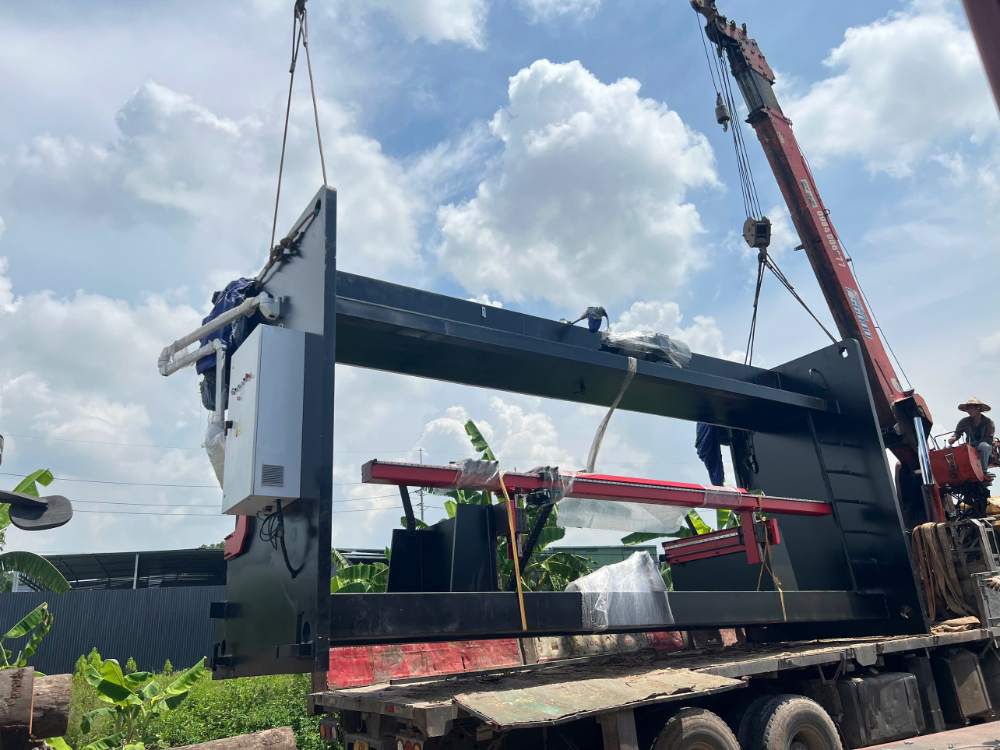Bàn Giao Máy Chấn CNC 500T/8000 tại Phú Xuyên, Hà Nội