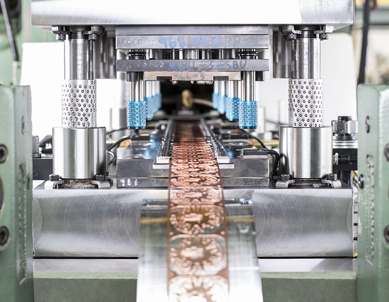 Máy dập khuôn (Forming Press) - Giải pháp tạo hình kim loại chính xác