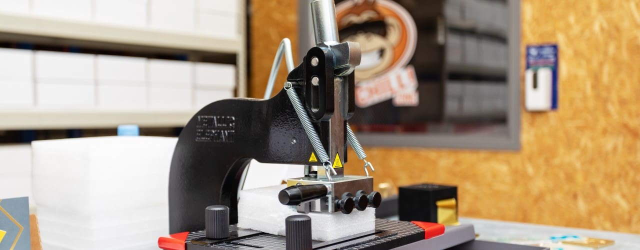 Máy dập mini - Máy dập thủy lực mini