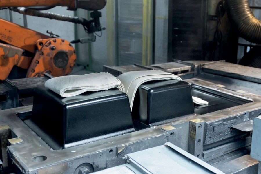 Máy ép nhựa thủy lực - Nên chọn máy ép nào để ép nhựa