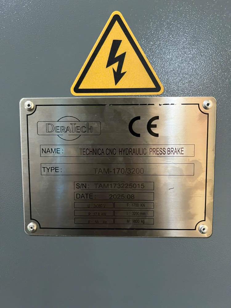 Bàn giao máy chấn tại Vĩnh Phúc - Máy chấn Deratech 170T/3200