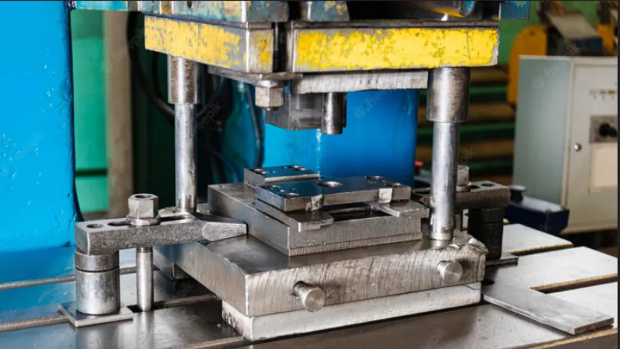 Máy ép thủy lực cũ đã qua sử dụng