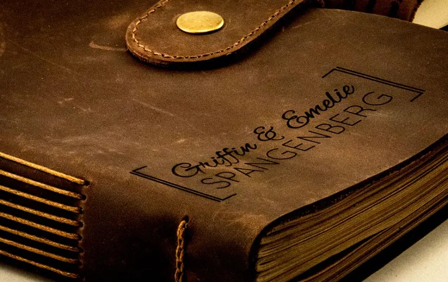 Máy Khắc Da Laser Mini: Giải Pháp Khắc Trên Da Không Bị Cháy Cạnh