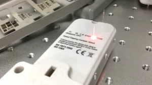 Hướng dẫn chọn máy khắc Laser nhựa từ A-Z