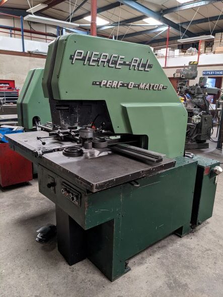 Máy đột lỗ thủy lực cũ