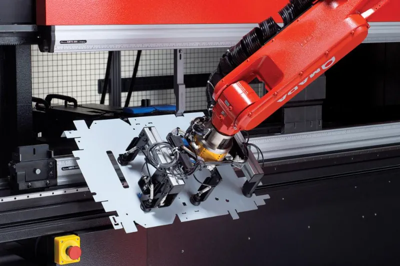 Hệ thống cấp phôi tự động cho máy chấn