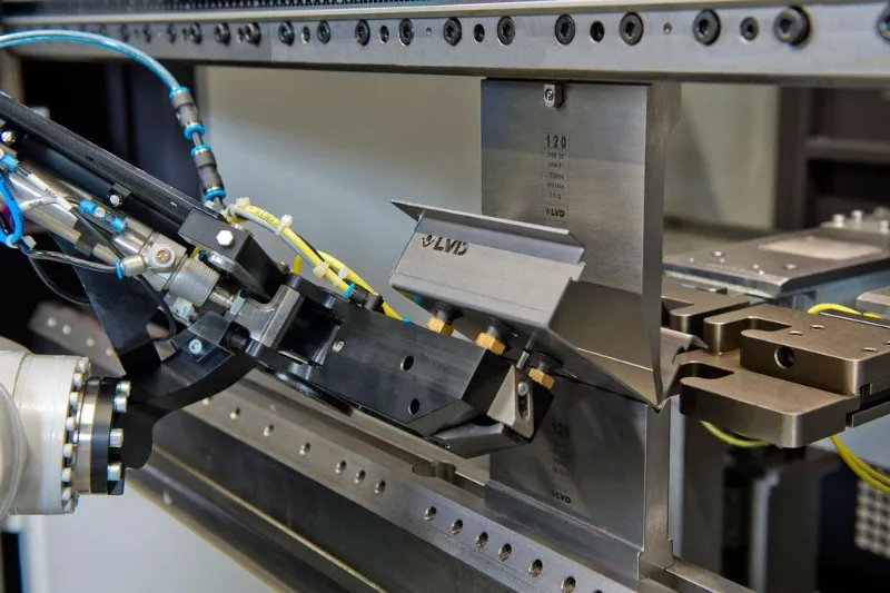 Hệ thống cấp phôi tự động