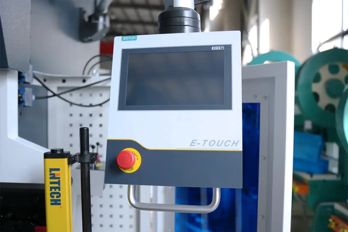 Bộ điều khiển CNC 4 trục ESTUN E310P