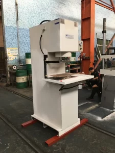 Máy ép thủy lực 10 tấn