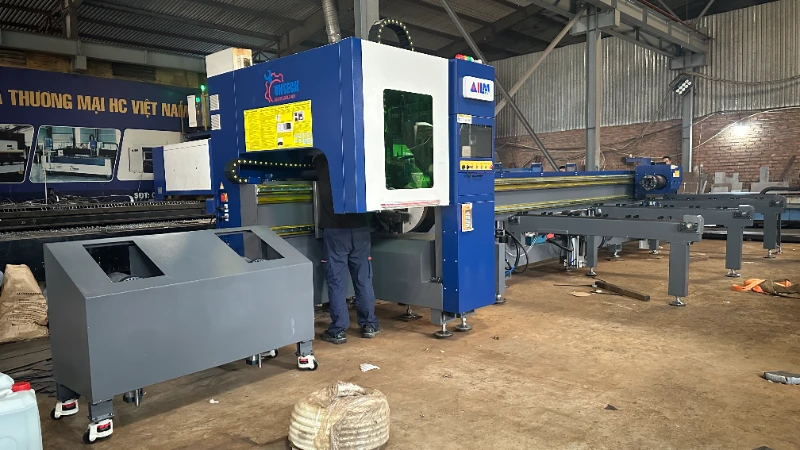 Bàn giao máy cắt ống laser tại Gia Lâm (Công ty HC)