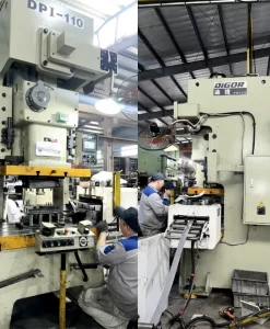 Máy Đột Dập 100 Tấn DPI-110 (Khung chữ C)