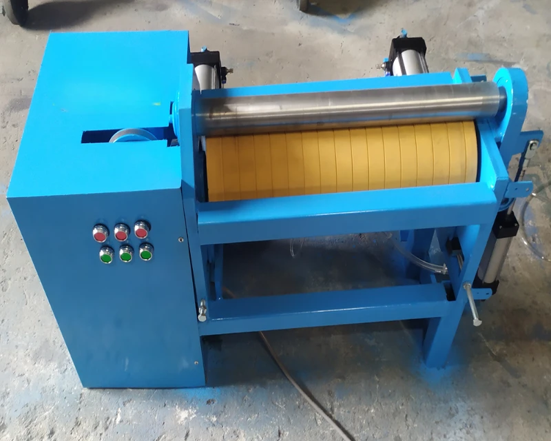 Máy lốc tôn mini có đáng để các xưởng đầu tư?