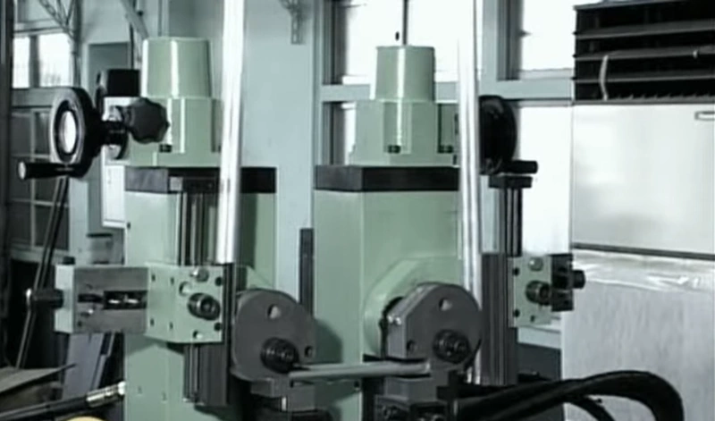 Máy Uốn Ống 2 Đầu TB-38