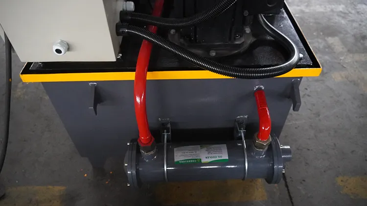 Máy Ép 4 Trụ 100 Tấn Có Bàn Nhiệt YQ32-100T