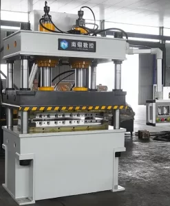 Máy Ép 4 Trụ 100 Tấn Có Bàn Nhiệt YQ32-100T