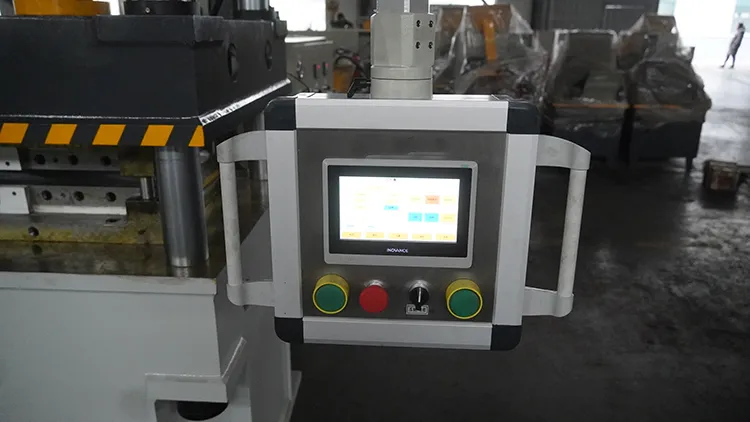 Máy Ép 4 Trụ 100 Tấn Có Bàn Nhiệt YQ32-100T