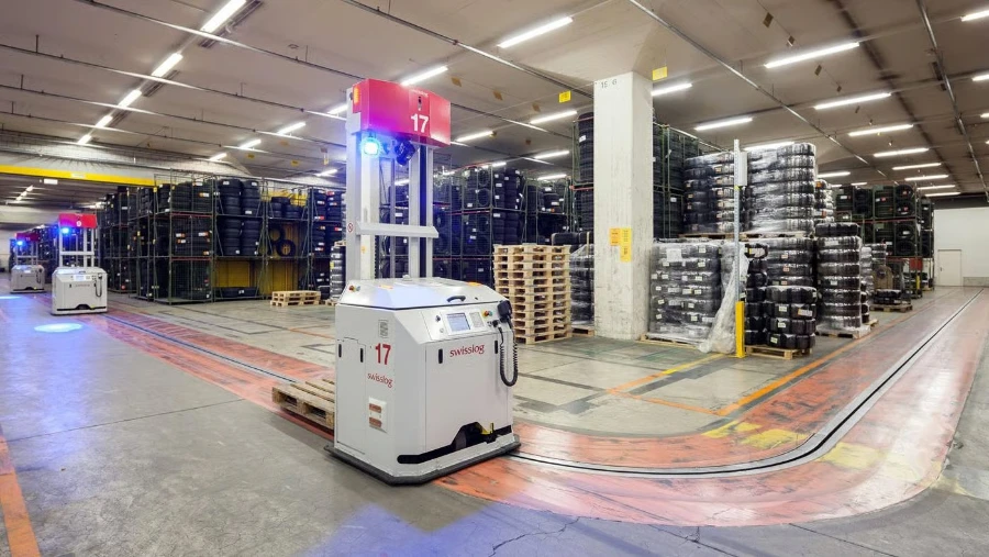 Robot AGV (Automated Guided Vehicle)