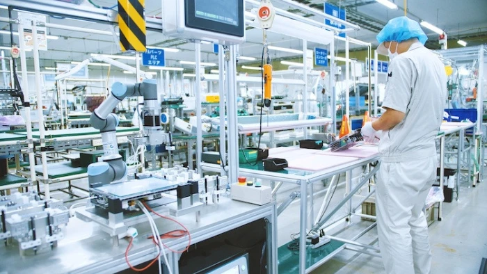 Cobot Là Gì? Ứng Dụng Của Robot Cộng Tác Trong Nhà Máy Hiện Đại