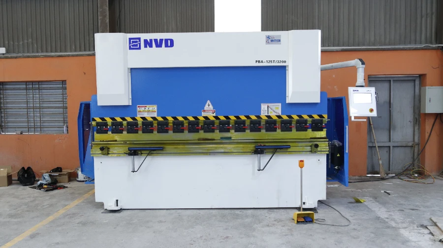 Máy Chấn NVD 125T/3200 tại Mai Lĩnh - Hà Nội (Công ty Hà Nguyên)