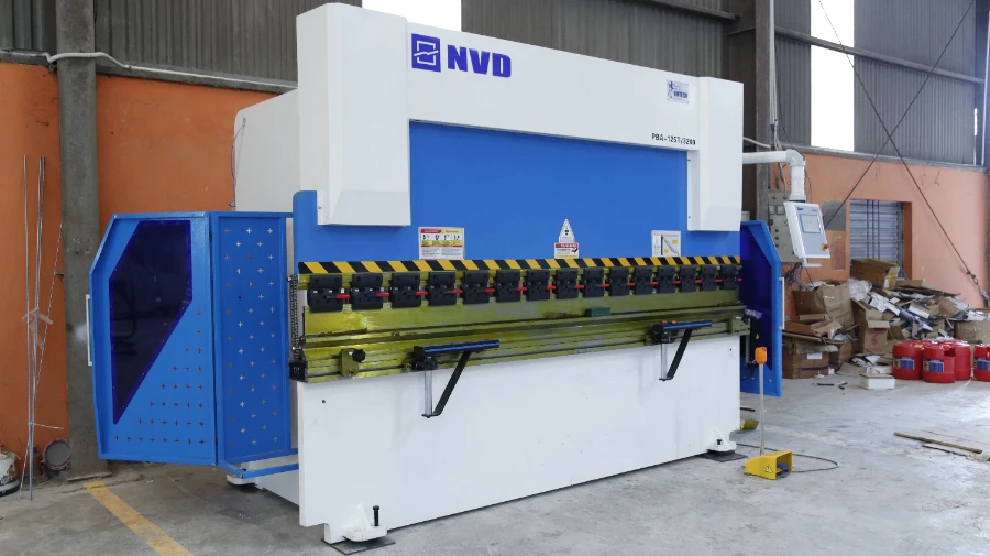 Máy Chấn NVD 125T/3200 tại Mai Lĩnh - Hà Nội (Công ty Hà Nguyên)