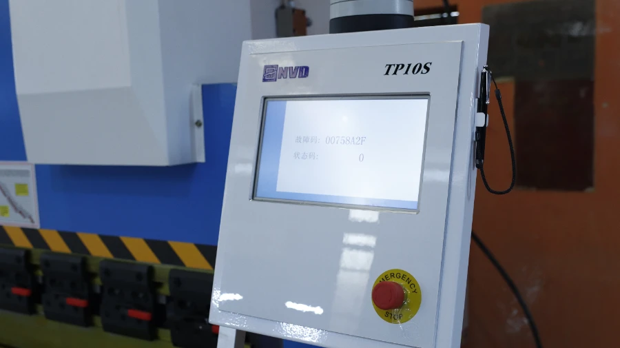 Máy Chấn NVD 125T/3200 tại Mai Lĩnh - Hà Nội (Công ty Hà Nguyên)