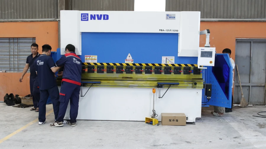 Máy Chấn NVD 125T/3200 tại Mai Lĩnh - Hà Nội (Công ty Hà Nguyên)