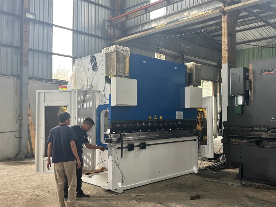 Bàn Giao Máy Chấn NVD 300T/3200 tại Hưng Yên (Cao Thanh Đạt)