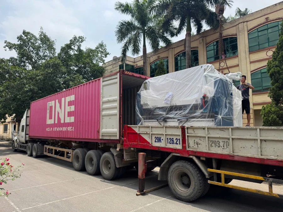 Bàn Giao Máy Chấn 130T/3200 Cho Công Ty Cổ Phần 22 (Thường Tín - Hà Nội)