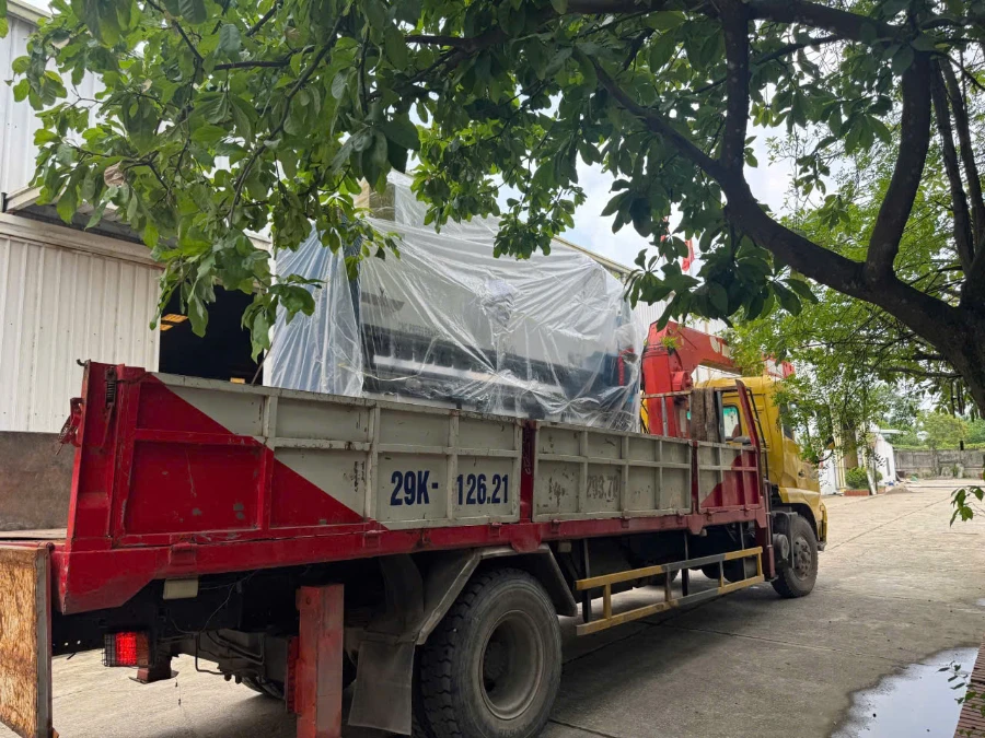 Bàn Giao Máy Chấn 130T/3200 Cho Công Ty Cổ Phần 22 (Thường Tín - Hà Nội)