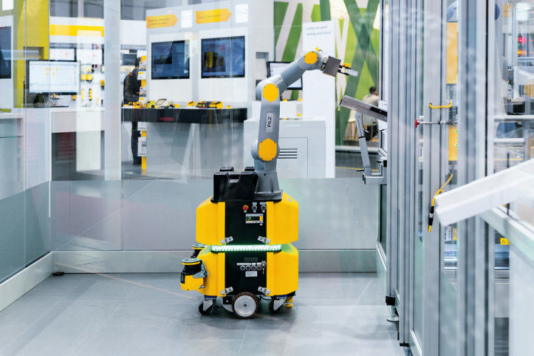 Robot AGV - Giải Pháp Giảm 70% Nhân Công Cho Nhà Xưởng Cơ Khí