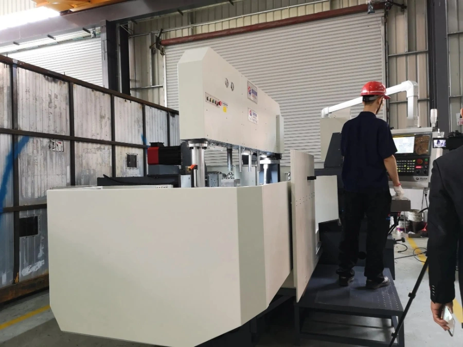 Máy Phay 4 Mặt CNC Tự Động (Hạng Nặng)