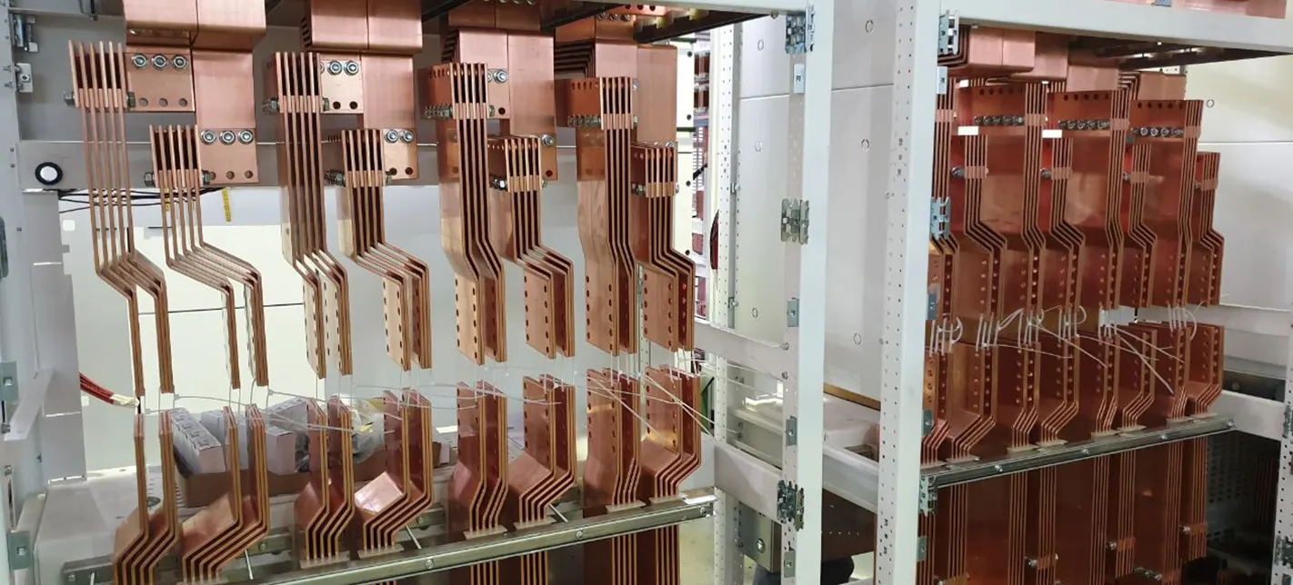 Thanh cái (Busbar) là gì? Tiêu chuẩn kỹ thuật và giải pháp x5 năng suất