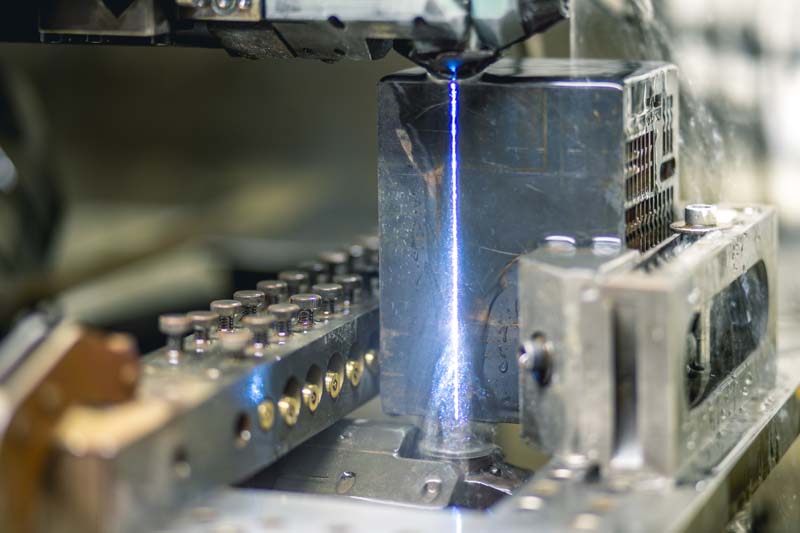 Máy cắt dây đồng CNC chính xác cao